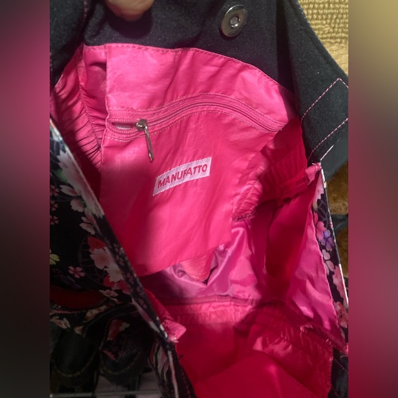 Hello Kitty Manufatto Tote Bag - Picture 6 of 9